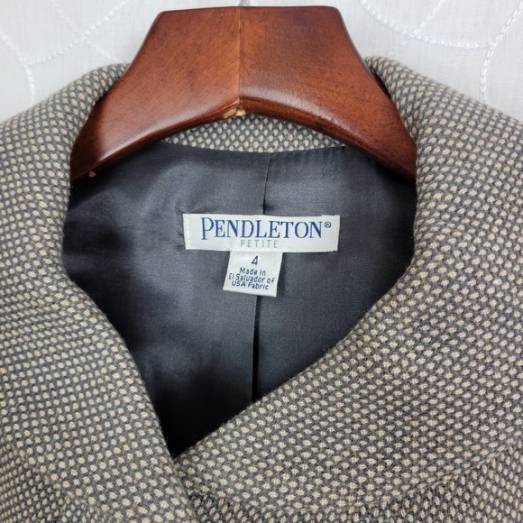Pendleton Womens‎ Skirt Suits Size 4P/2P Gray Business Round Collar A-Line - Picture 8 of 9